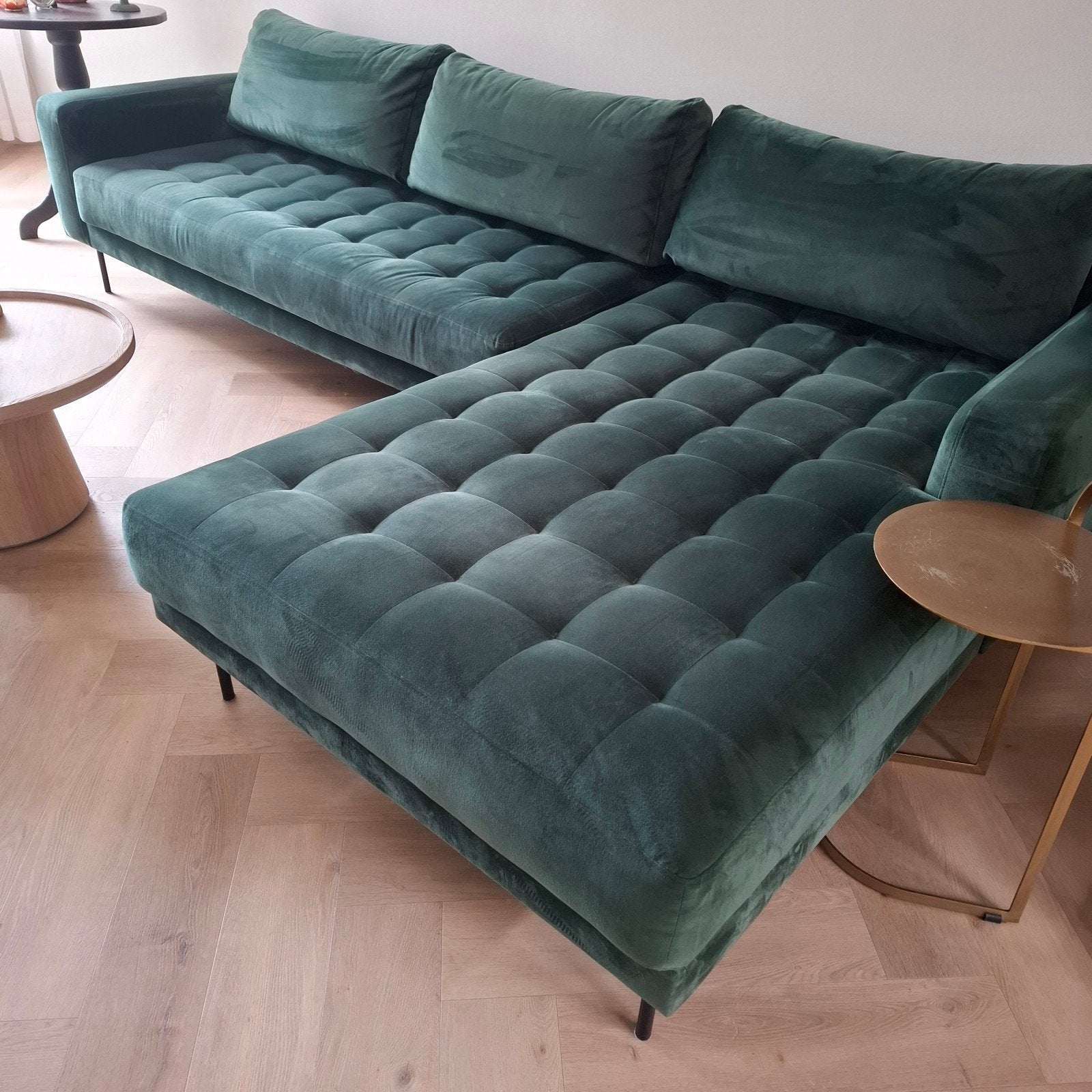 Groene bank van Sohome grote hoekbank met lounge gedeelte, Ophalen, 250 tot 300 cm, Gebruikt, 75 tot 100 cm