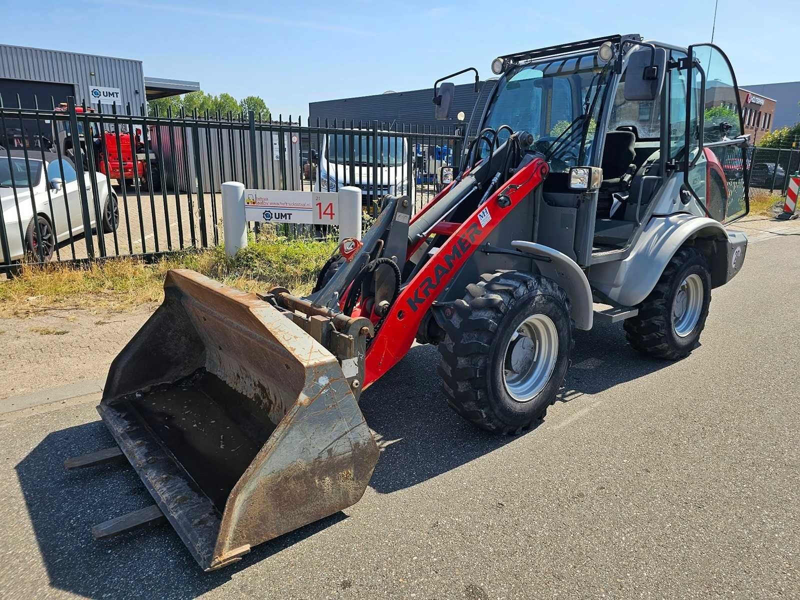 Kramer - 353 - 5075 - BJ 2017 - met vorken en bak - Shovel, Wiellader of Shovel