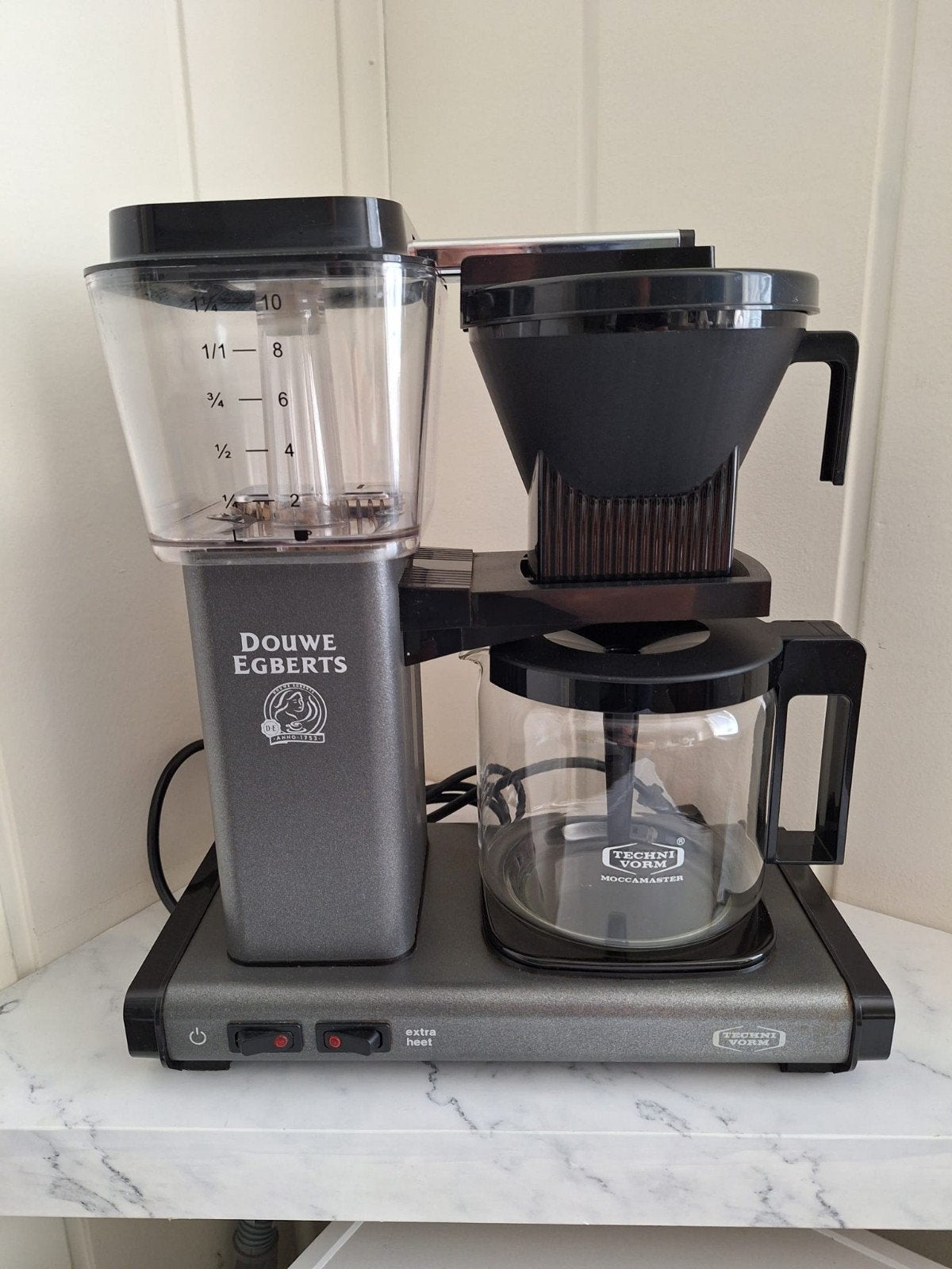 Douwe Egberts  technivorm Moccamaster koffiezetapparaat, Ophalen, Koffiemachine, Gemalen koffie, Zo goed als nieuw