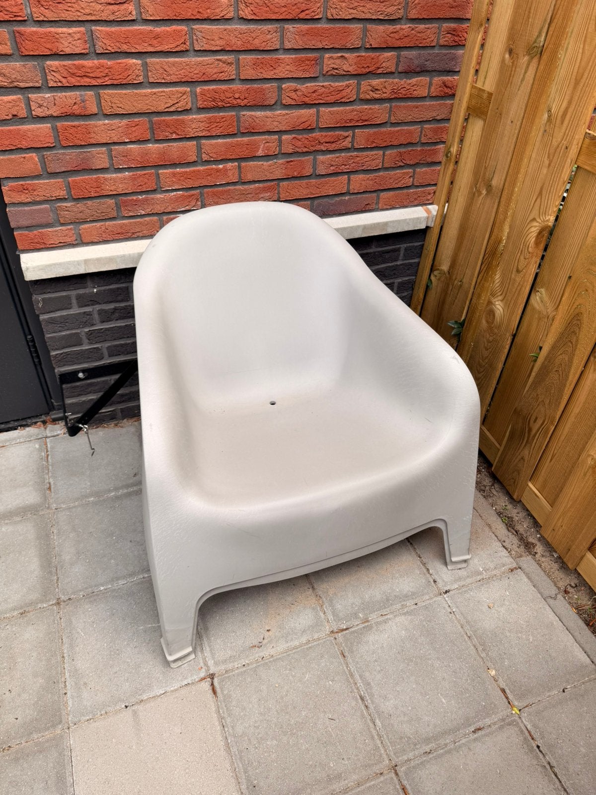 Ikea lounge/tuin stoel, Tuin en Terras, Ophalen, Zo goed als nieuw, Kunststof