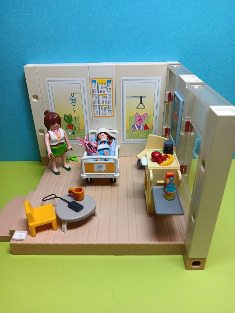 Playmobil Ziekenhuis Unit GR.01 Poppetjes Onderdelen 7,95, Verzenden, Gebruikt, Complete set