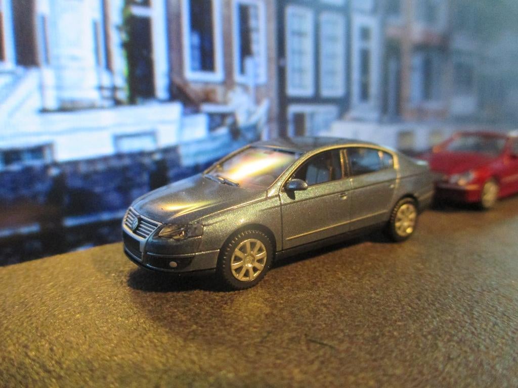 Volkswagen Passat B6 - Wiking Kristallblau metallic, Ophalen of Verzenden, Nieuw, Auto, Wiking