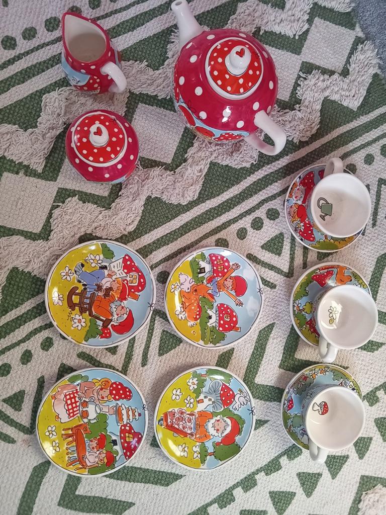 Blond Amsterdam kinder servies, Hobby en Vrije tijd, Spaarzegeltjes, Ophalen, Voorwerp of Figuurtje