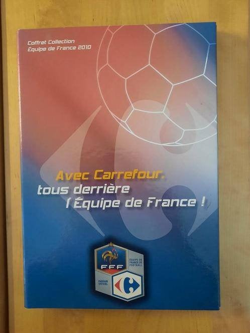 VOETBAL VERZAMELALBUM MET MAGNETEN 2010  - inc., Verzamelen, Sportartikelen en Voetbal, Ophalen of Verzenden, Buitenlandse clubs