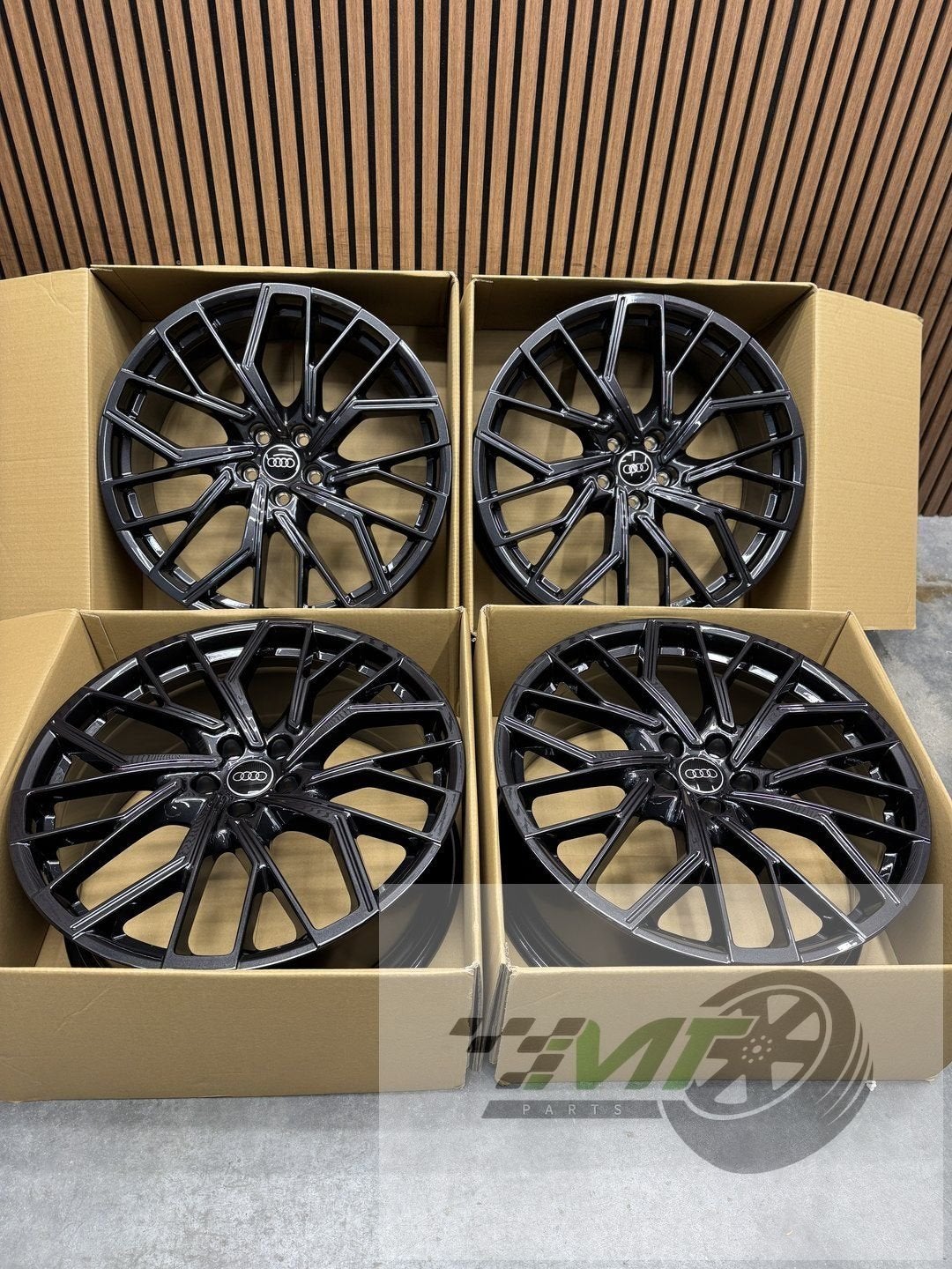21" Audi A6 S6 A5 S5 C8 C9 TWIST 4P0601025R NEW BTW OEM, - Auto-Union-Str. 1 85057 Ingolstadt Deutschland, Nieuw, - info@audi.de