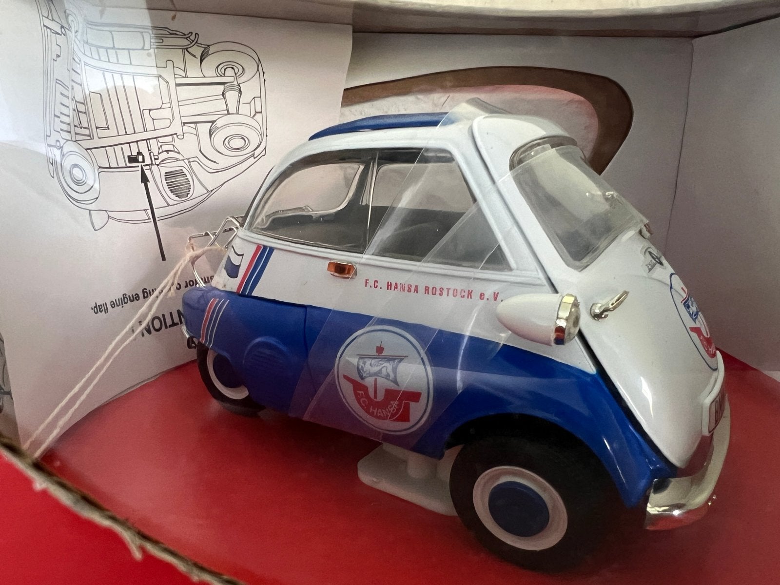 Revell BMW Isetta 250 F.C. Hansa Rostock e.V. Limited Editio, Ophalen of Verzenden, Nieuw, Auto, Overige merken
