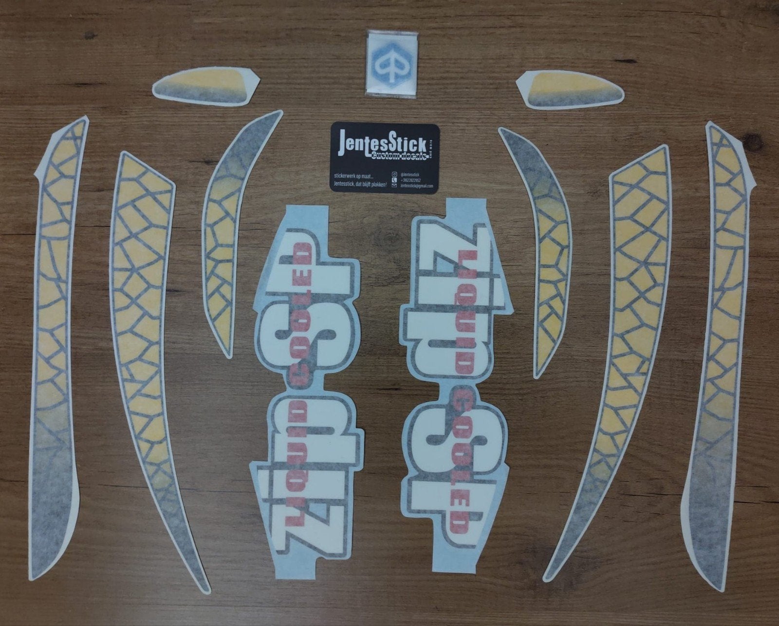 Stickerset Piaggio zip 2005 GEEL, Fietsen en Brommers, Ophalen of Verzenden, Nieuw, Overige typen, Piaggio