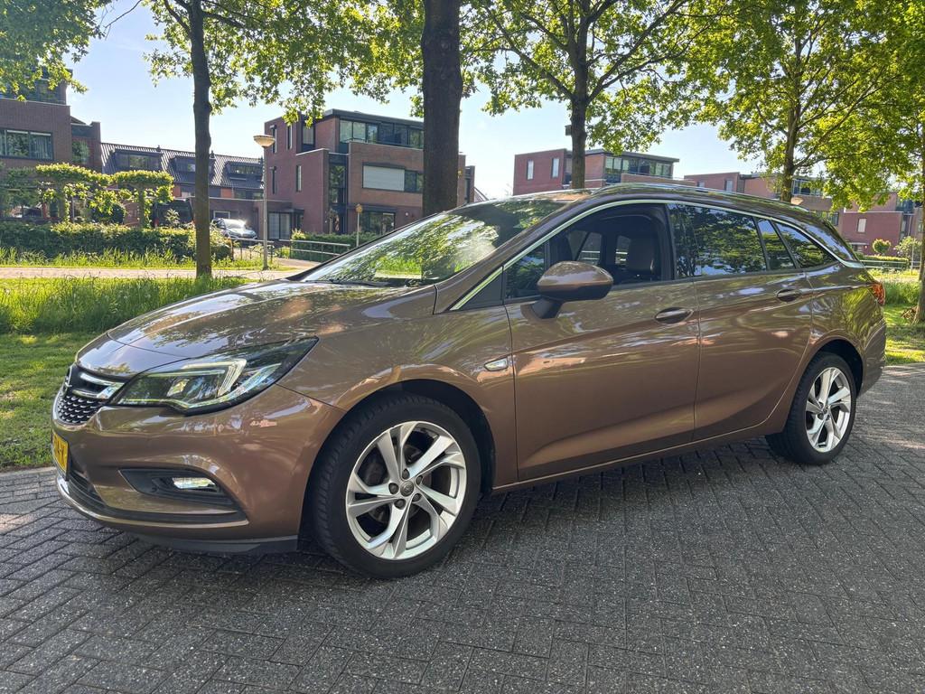Opel Astra Sports Tourer 1.0 Innovation Export, barst in de, Auto's, Voorwielaandrijving, Gebruikt, Euro 6, 1178 kg