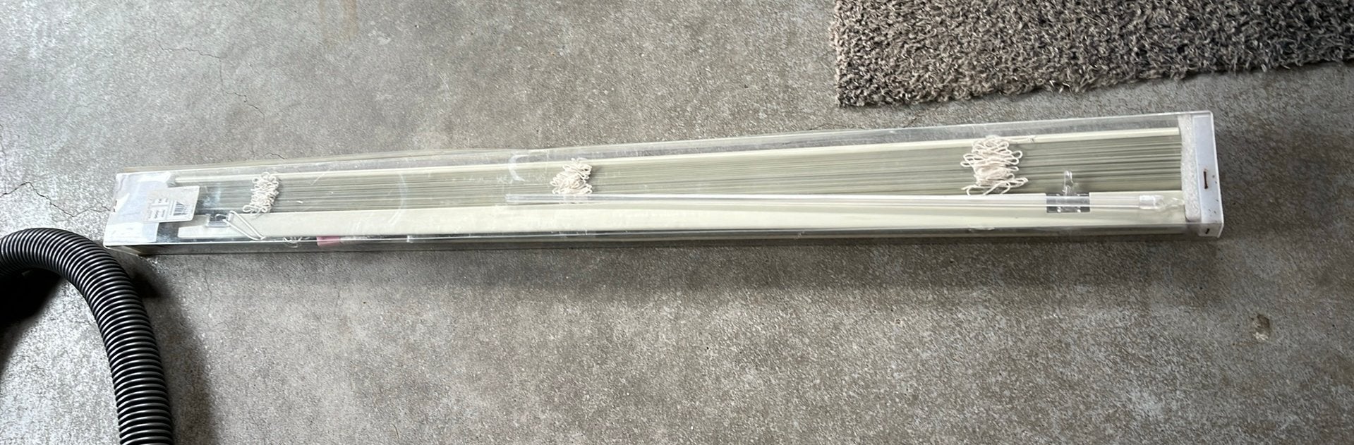 Luxaflex (nieuw), 180 cm, Nieuw, Ophalen of Verzenden, Kunststof