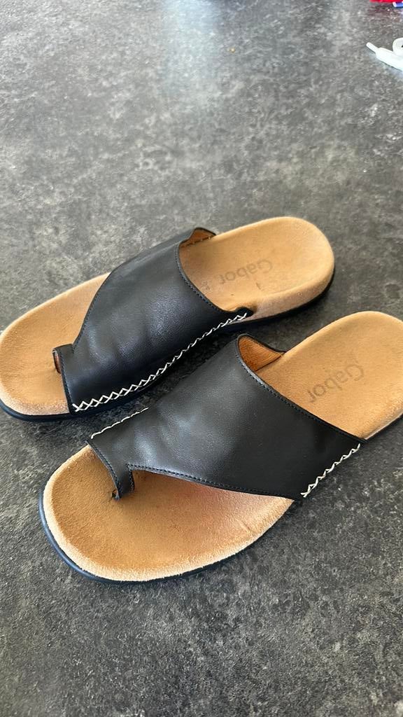 GABOR JOLLYS teen slippers. Zwart. Maat 37 als nieuw, Slippers, Verzenden, Zwart, Zo goed als nieuw