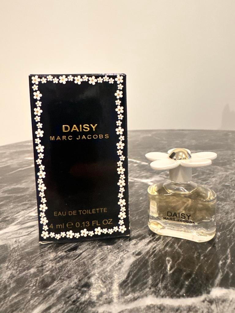 Marc Jacobs Daisy 4 ml EDT miniatuur mini, Ophalen of Verzenden, Nieuw