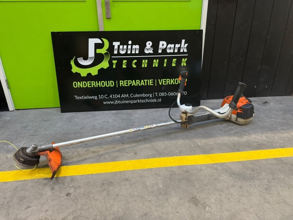 STIHL FS 490 – Professionele benzinebosmaaier, Gebruikt, 50 cm of meer, Badstraße 115, 71336 Waiblingen, Duitsland, Ophalen