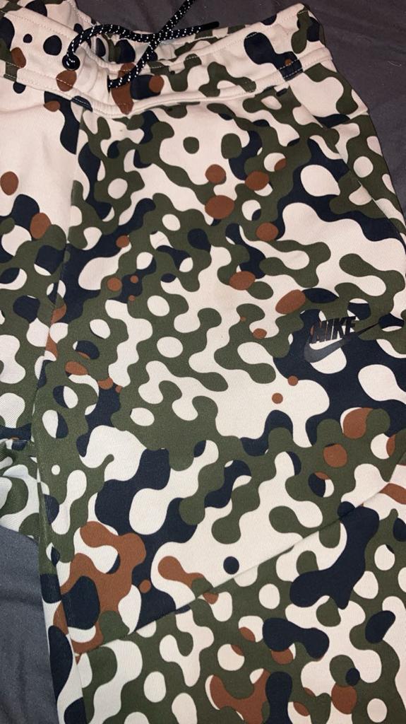 Nike tech green orgineel, Ophalen, Zo goed als nieuw