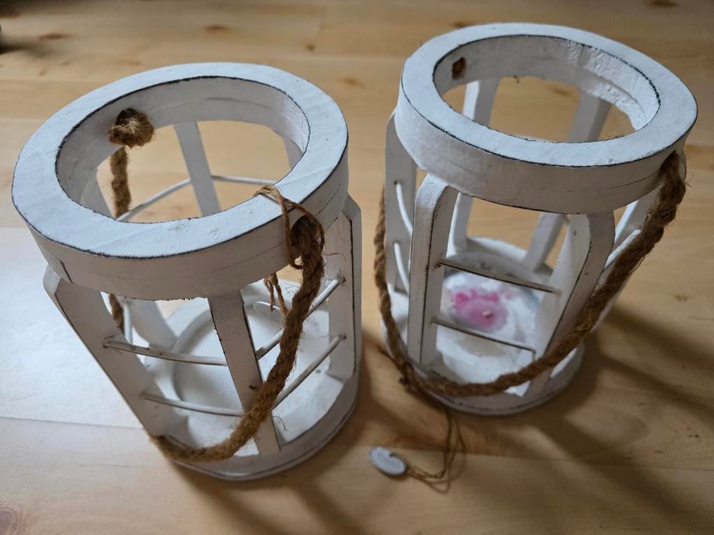 Set van 2 Windlichten - Braxton Home Collection, Huis en Inrichting, Gebruikt, Wit, Ophalen of Verzenden, Hout