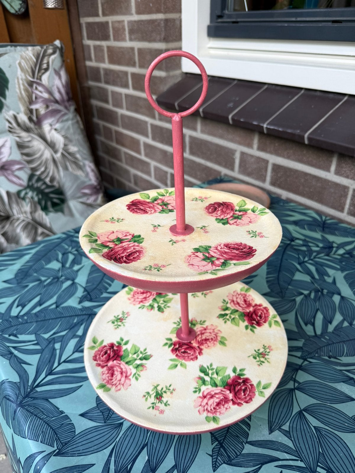 Etagère roze roosjes, Ophalen of Verzenden, Zo goed als nieuw