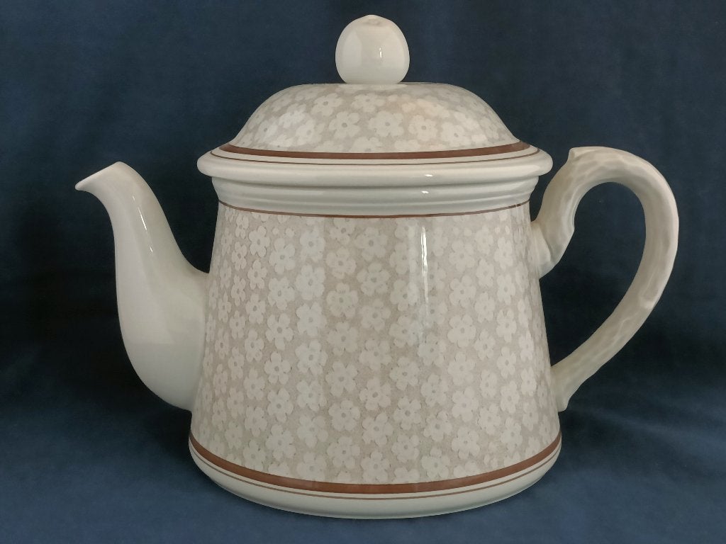 Villeroy & Boch Dalarna - theepot, Villeroy & Boch, Ophalen of Verzenden, Zo goed als nieuw, Porselein