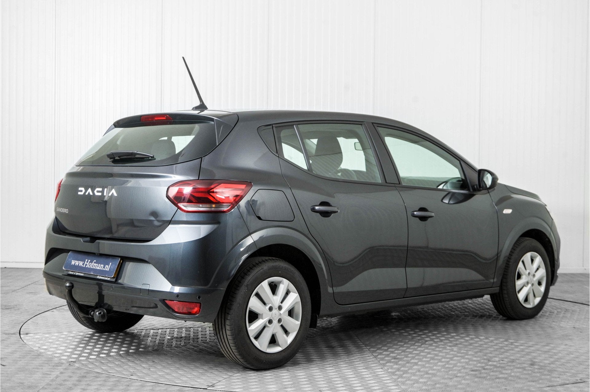 Dacia Sandero 1.0 TCe 90 Expression 11600 km! 1e eigenaar, Auto's, Dacia, Voorwielaandrijving, LED verlichting, Euro 6, Origineel Nederlands