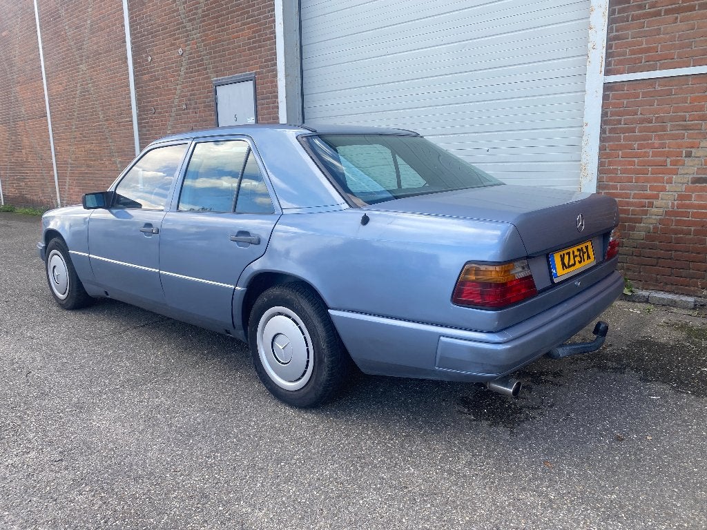 Mercedes 250D, W124, 1986 Oldtimer Belastingvrij met APK, foto 4