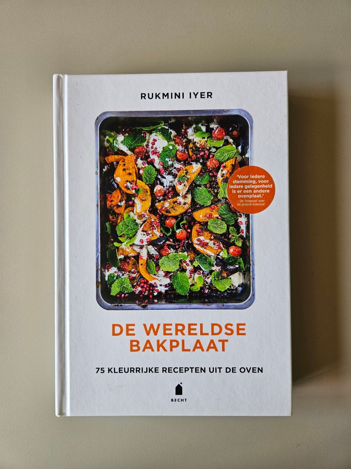 De Wereldse Bakplaat kookboek - Rukmini Iyer - Nieuw, Boeken, Kookboeken, Gezond koken, Rukmini Iyer, Ophalen of Verzenden, Overige gebieden