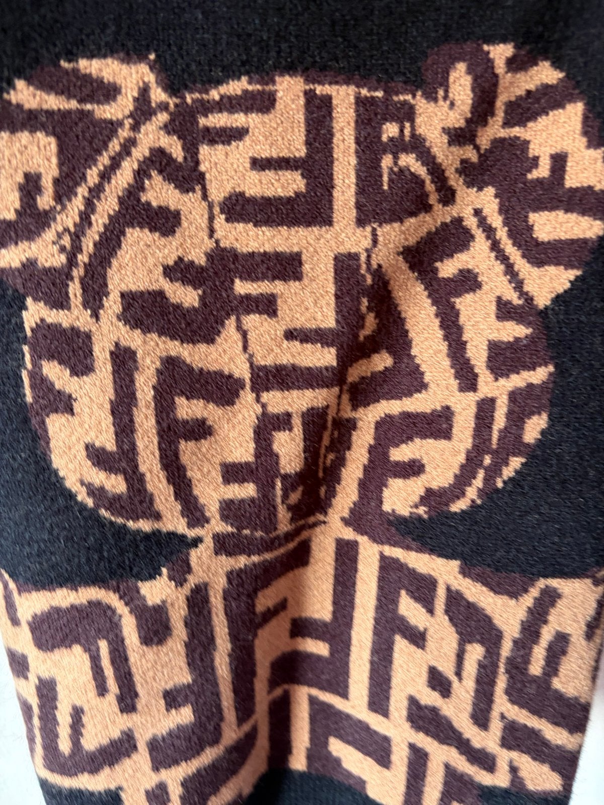 Nieuwe Fendi Trui met Teddybeer Design, Ophalen of Verzenden, Nieuw