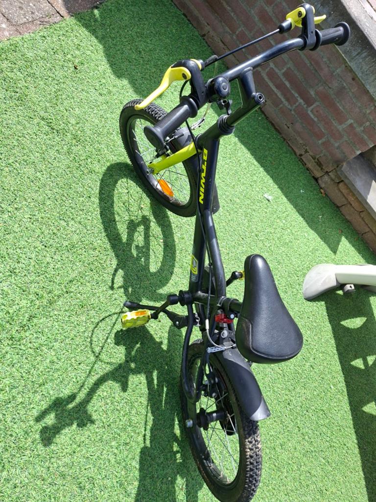 Fiets B'twin, Fietsen en Brommers, Fietsen | Crossfietsen en BMX, Ophalen, Gebruikt, Staal, 24 inch of meer