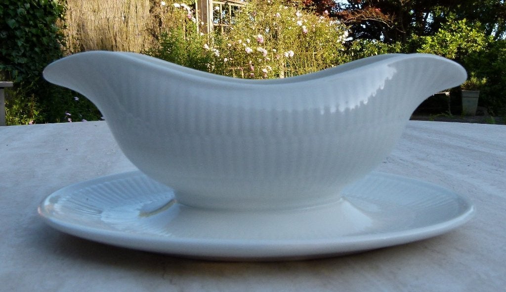 Royal Boch VIENNE Sauskan met 3 Koffie Koppen en Schotels, Ophalen of Verzenden, Nieuw, Porselein, Kop(pen) en/of Schotel(s)