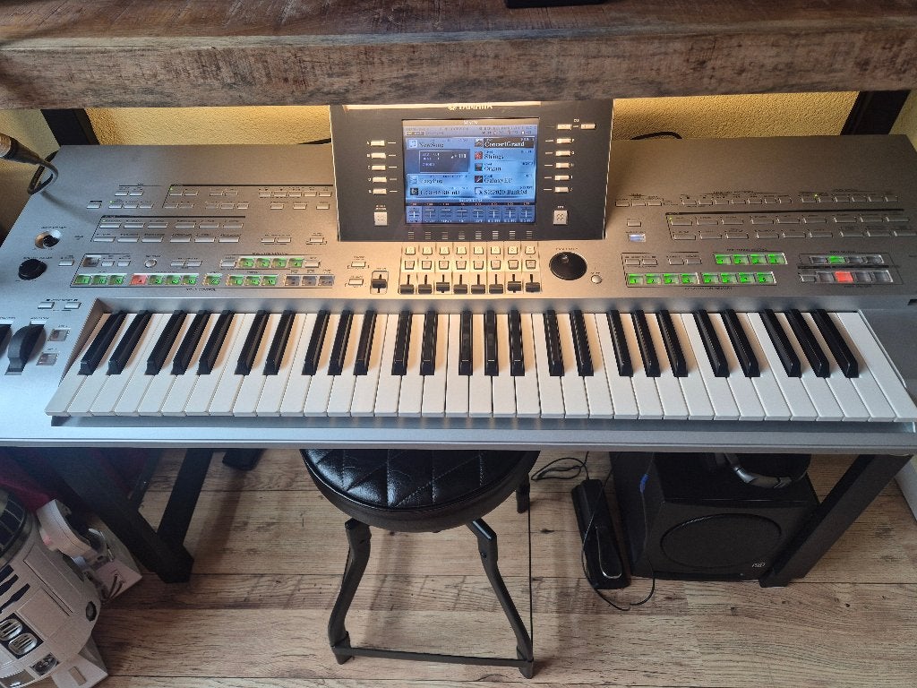 Yamaha Tyros 3 Keyboard / Arranger – Zeer goed onderhouden, Muziek en Instrumenten, Ophalen, 61 toetsen, Yamaha, Zo goed als nieuw