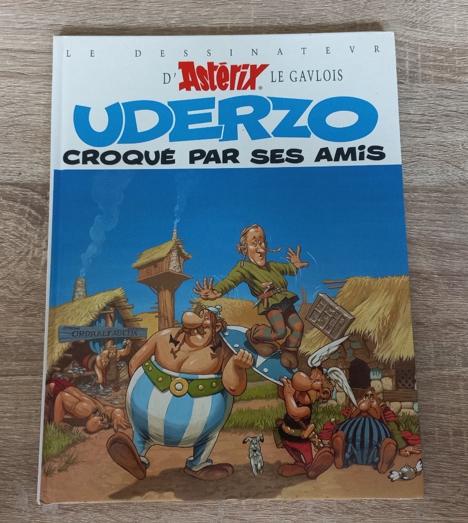 Asterix, Uderzo Croque Par Ses Amis (Frans, Hardcover), Eén stripboek, Diverse auteurs, Ophalen of Verzenden, Zo goed als nieuw