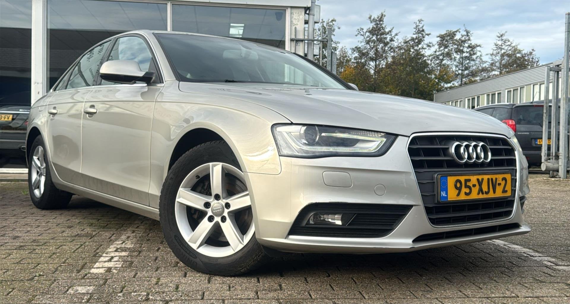 Audi A4 Limousine 1.8 TFSI Pro Line Automaat, Auto's, Audi, Euro 5, Stof, Gebruikt, Zwart