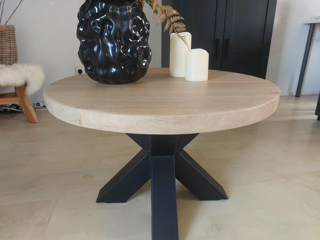 Massief eiken salontafel 70 cm met matrixpoot, Ophalen, 50 tot 100 cm, 50 tot 100 cm, Zo goed als nieuw