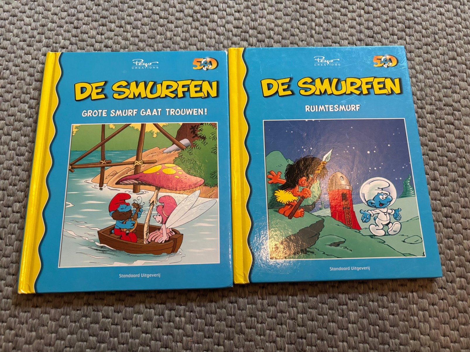 Twee boeken van de Smurfen, Ophalen of Verzenden, Gelezen