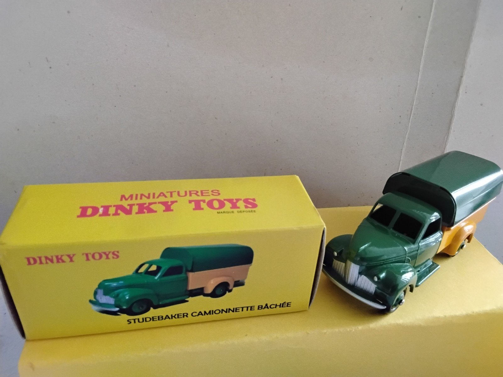 DINKY TOYS ATLAS STUDEBAKER CAMIONNETTE BACHËE  NR 25 Q, Ophalen of Verzenden, Auto, Dinky Toys