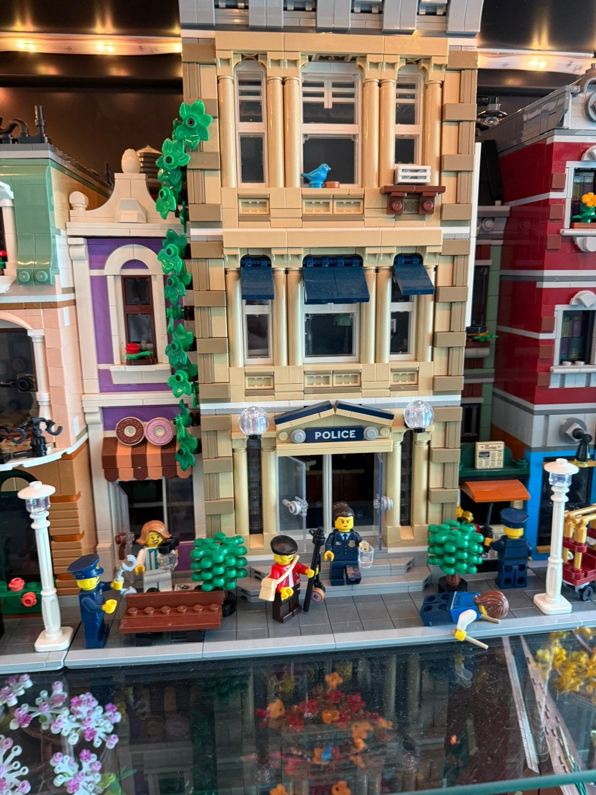 Lego set 10278 compleet met doos en boekjes, Kinderen en Baby's, Speelgoed | Duplo en Lego, Ophalen, Zo goed als nieuw