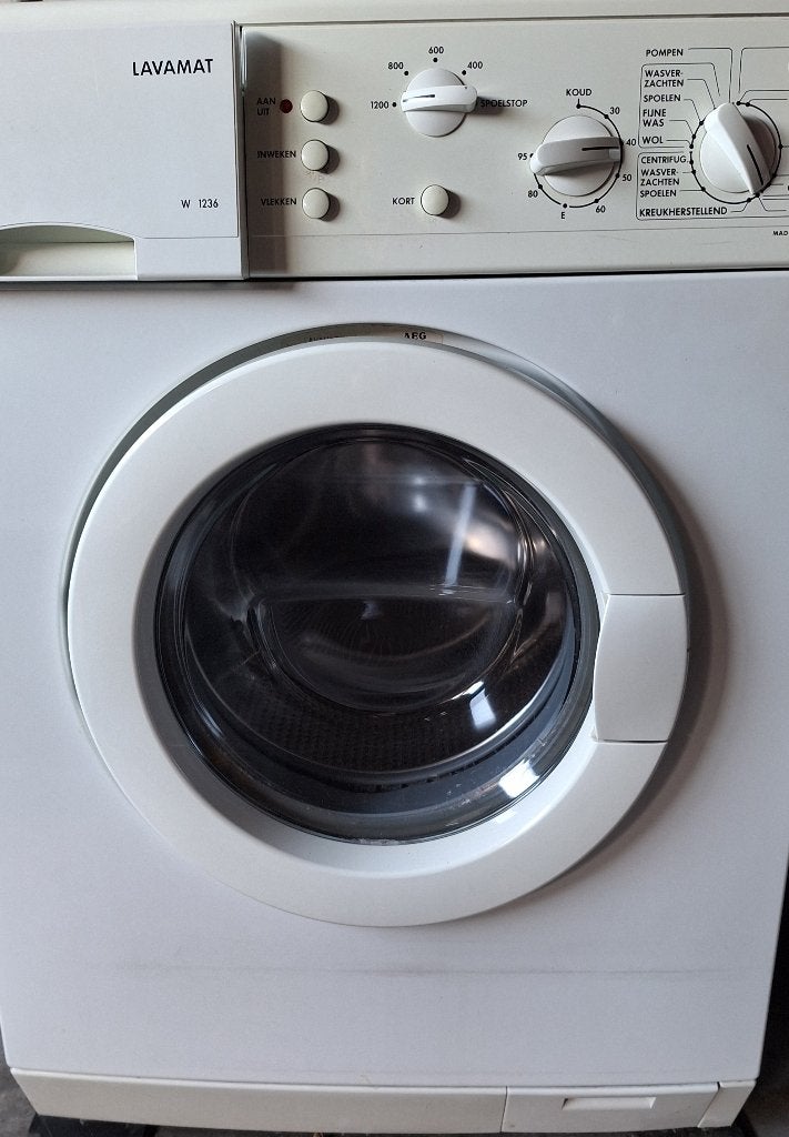 Wasmachine AEG, Witgoed en Apparatuur, Ophalen, Gebruikt, 1200 tot 1600 toeren, 85 tot 90 cm