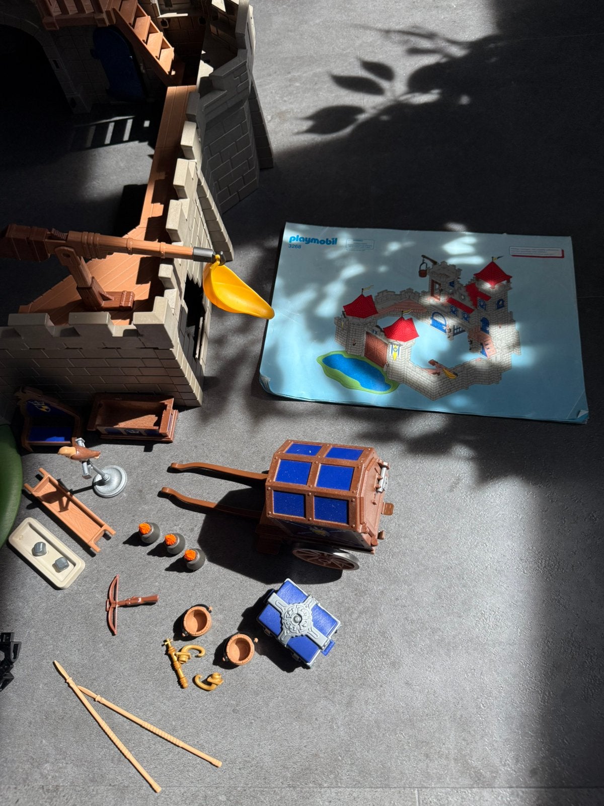 Playmobil groot koningskasteel en medieval wagen, Ophalen of Verzenden, Zo goed als nieuw