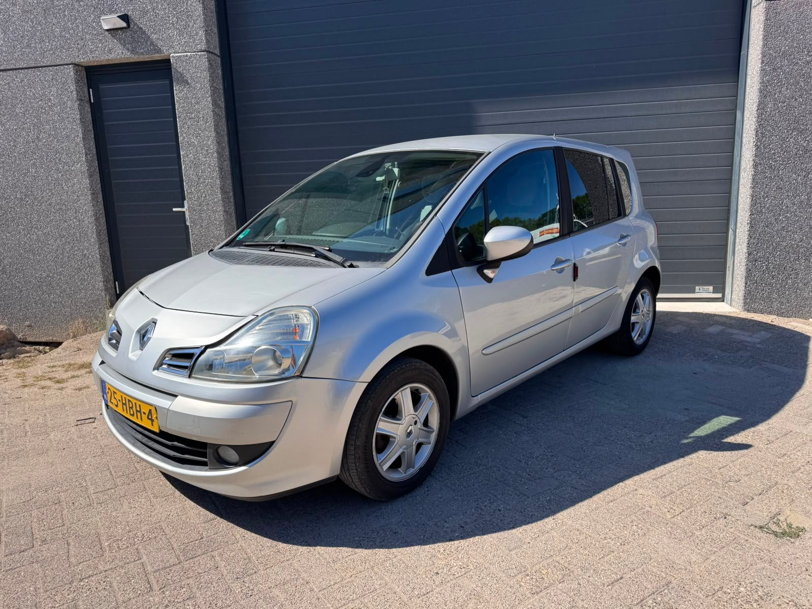 Renault Grand Modus 1.2 TCE Airco Cruise Control 2008 NAP, Voorwielaandrijving, Euro 5, Stof, Zwart