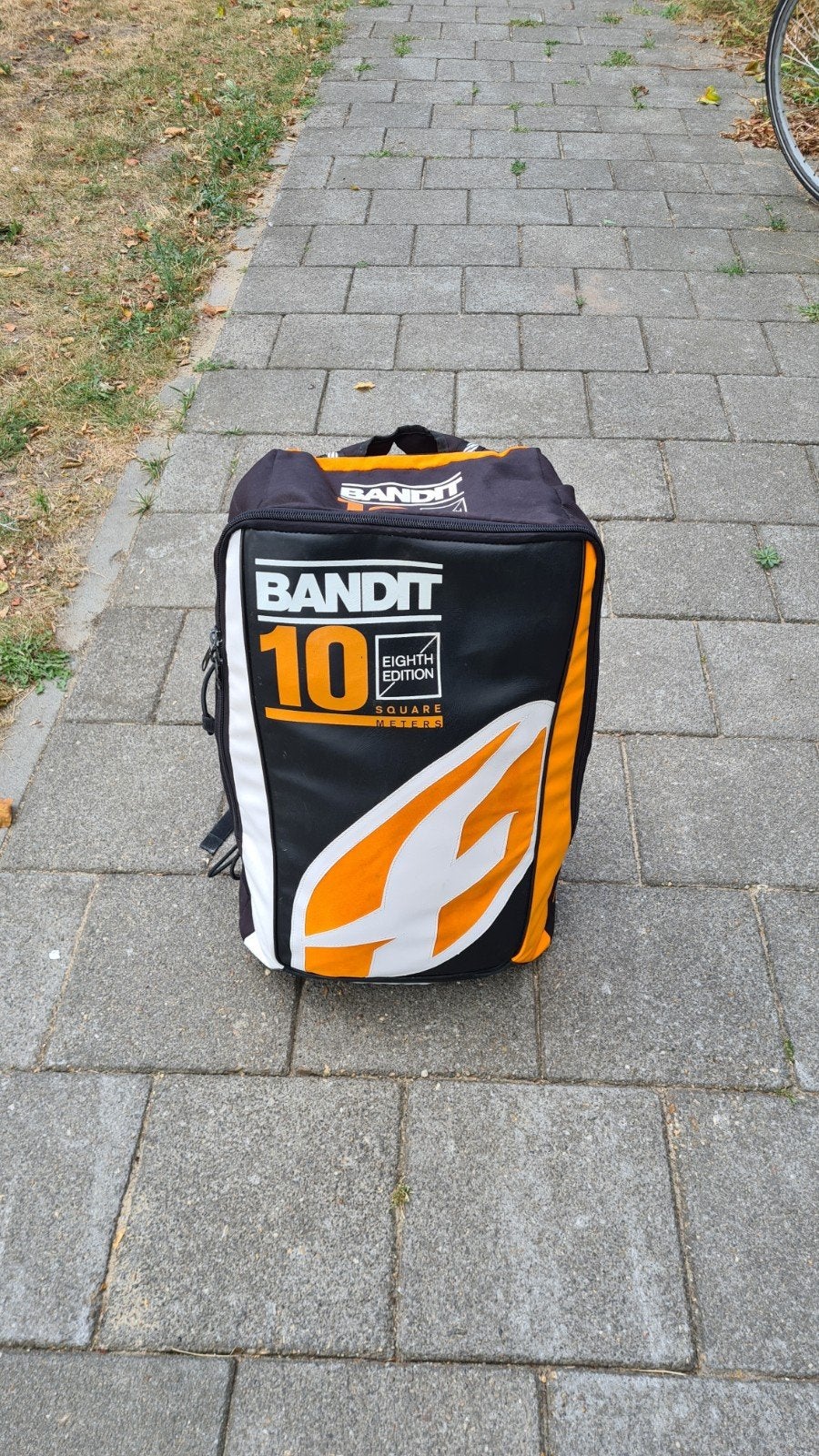 f-one bandit 10m kite met bar fone, Watersport en Boten, Kitesurfen, Gebruikt, 10 m², Geen board, Ophalen of Verzenden