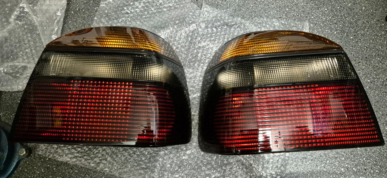 Orginele vw gti hella smoke achterlichten golf 3. (Cabrio), Ophalen of Verzenden, Gebruikt, Volkswagen