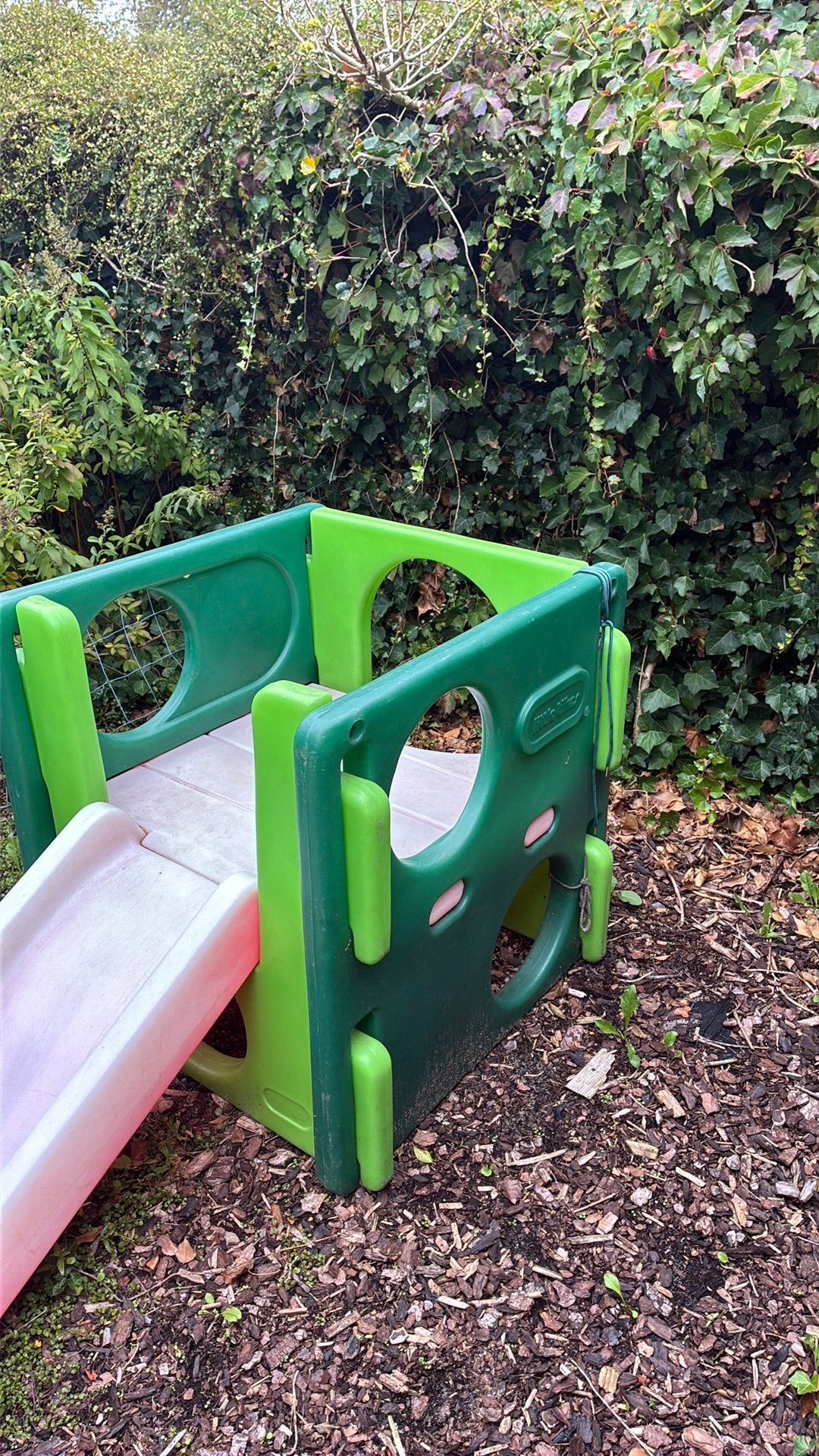 Klimtoestel little tikes met glijbaan voor dreumes en peuter, Kinderen en Baby's, Ophalen, Gebruikt, Glijbaan