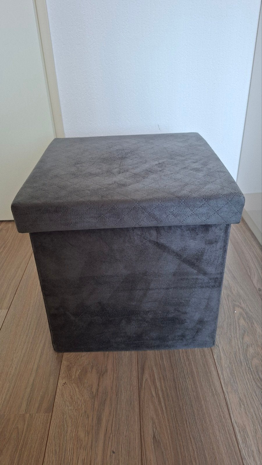 als nieuw opbergbox/ poef grijs, Ophalen of Verzenden, Zo goed als nieuw, 50 tot 75 cm