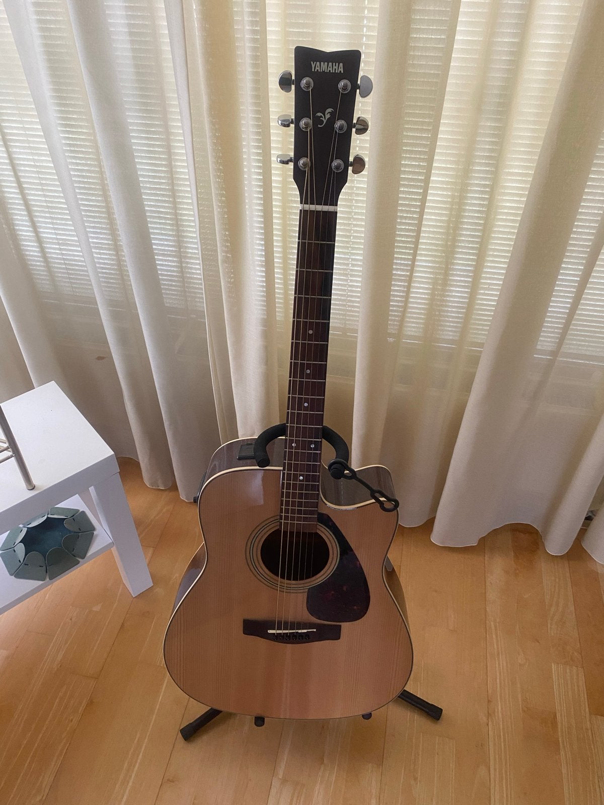 Yamaha FX370C Westerngitaar met element, Ophalen, Zo goed als nieuw, Western- of Steelstringgitaar, Met (piezo-)element