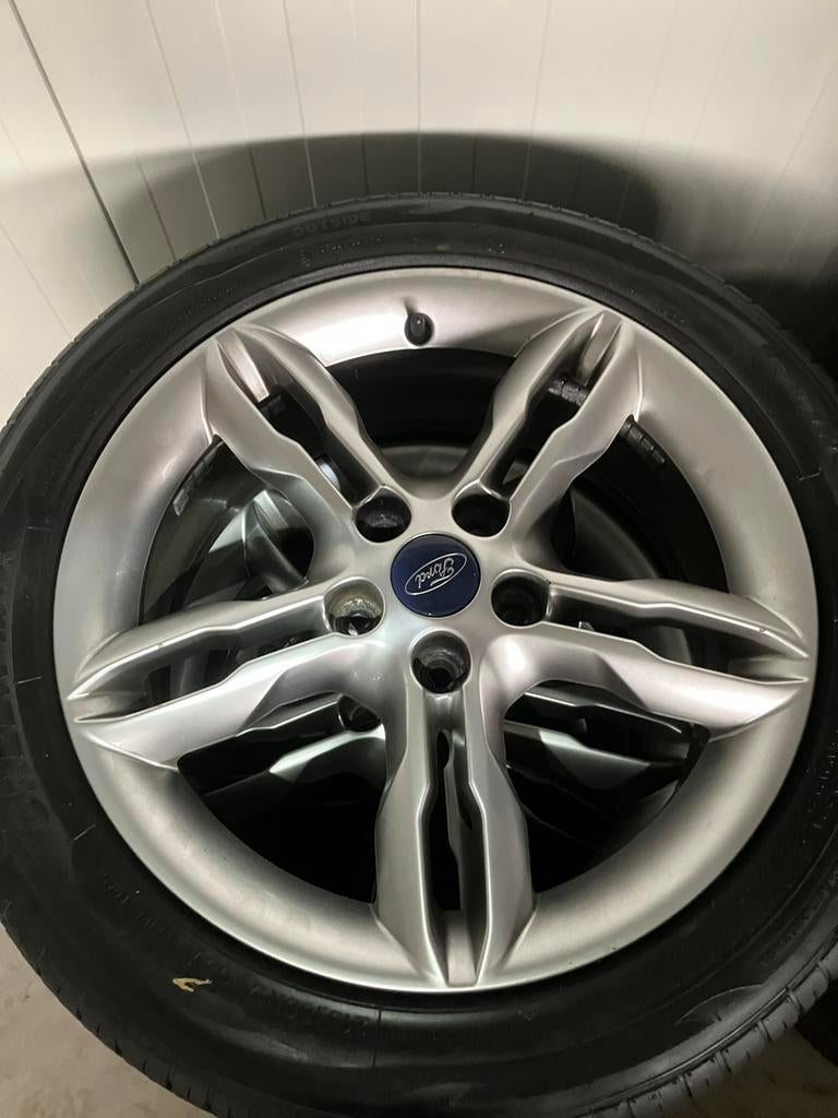 Originele Ford focus 2014 velgen zomerbanden  17 inch, Auto-onderdelen, Banden en Velgen, Ophalen, 215 mm, Banden en Velgen, 17 inch