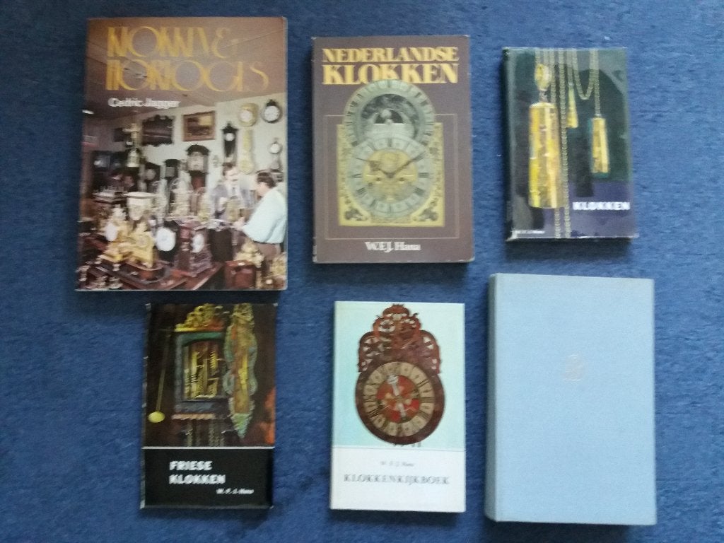 5 mooie boeken over de werking en geschiedenis van "Klokken", Ophalen of Verzenden, Gelezen, Verschillende Auteurs.