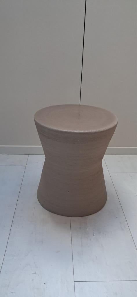 Keramieken Bijzettafel (Loft), Ophalen, Minder dan 55 cm, Rond, Zo goed als nieuw