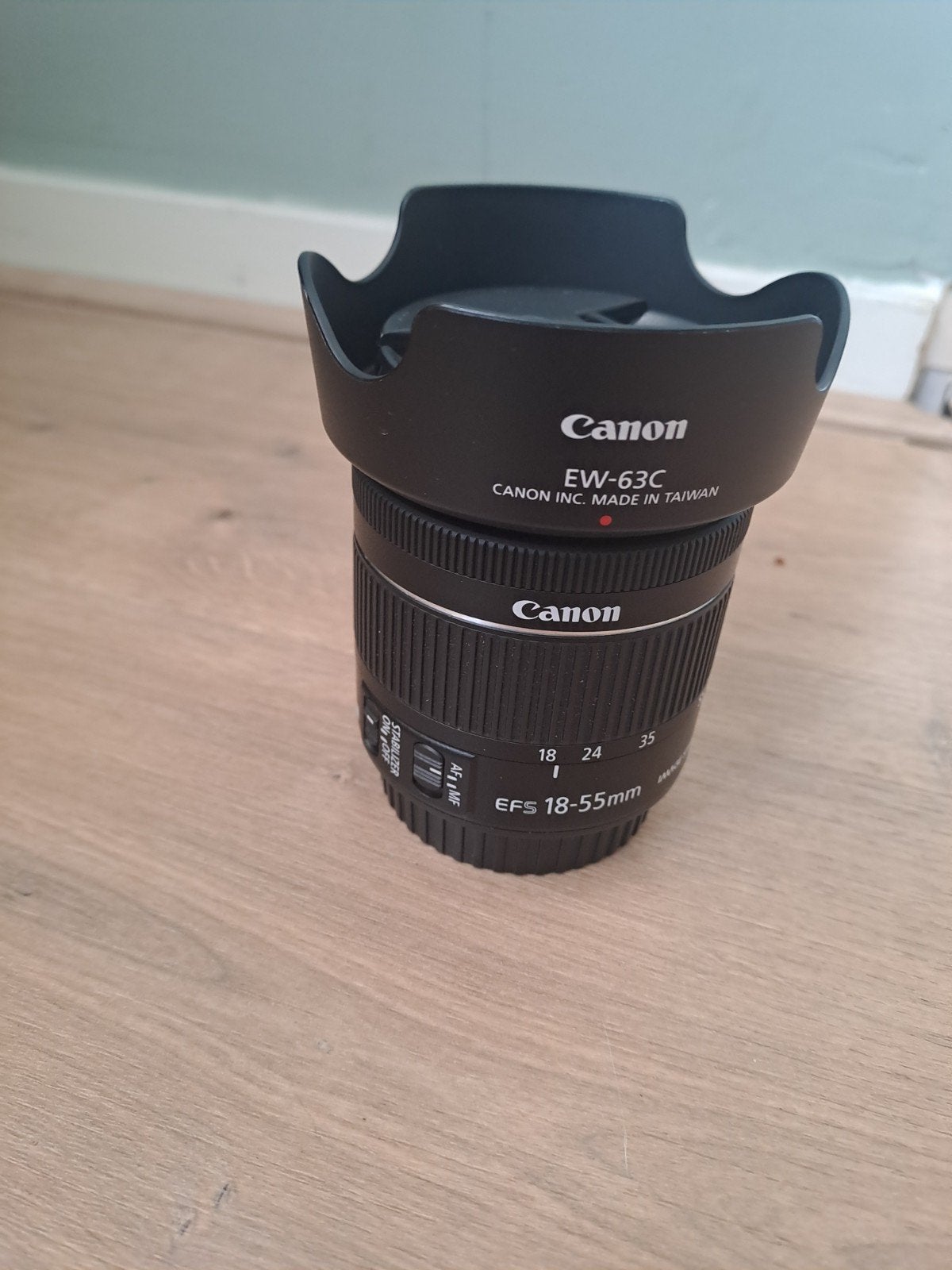 Canon EFS 18-55 mm, Ophalen, Zo goed als nieuw, Standaardlens