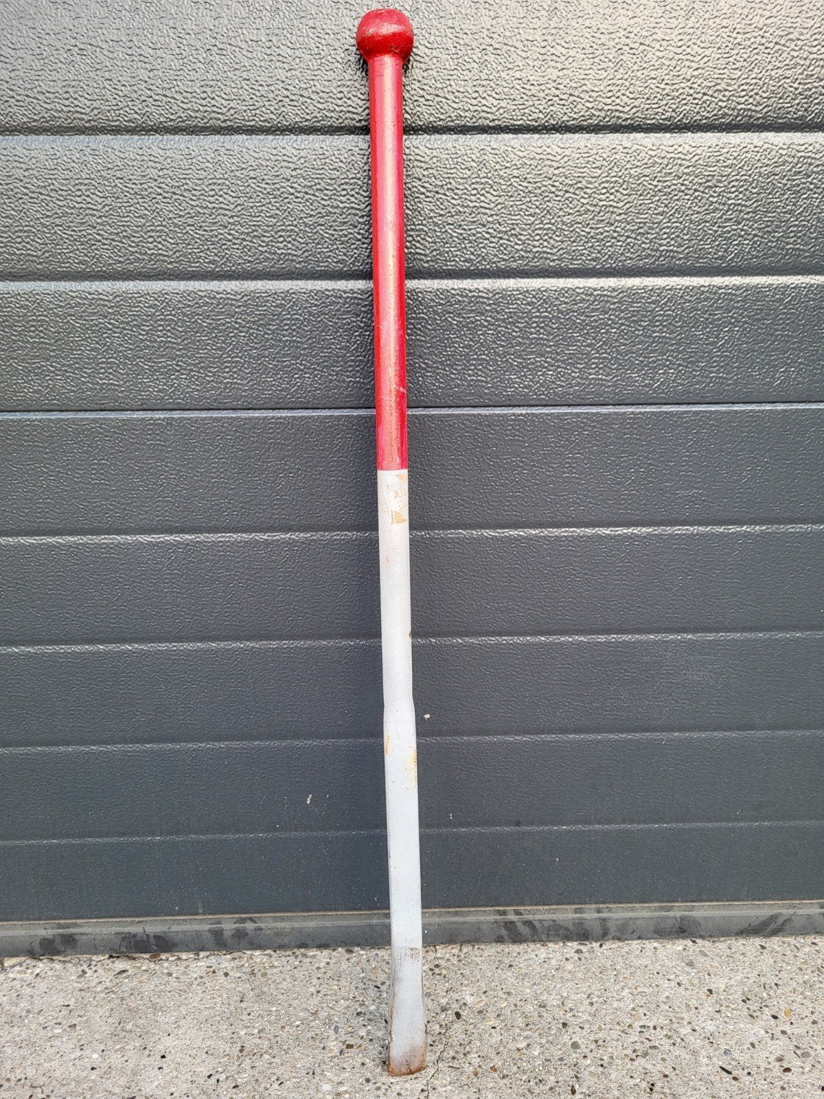 prima stootijzer in rechte staat, met hoge schacht 100 cm., Ophalen