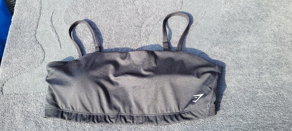 GYMSHARK sport top bandeau bra maat xxl valt als L Nieuw, Kleding | Dames, Zwart, Maat 42/44 (L), Nieuw, Ophalen of Verzenden