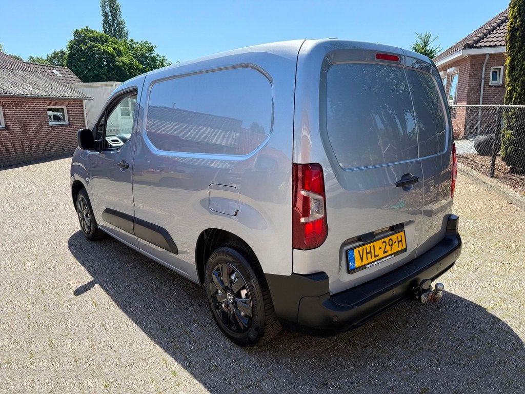 Opel Combo 1.5D L1H1 Edition E6 airco cruise optioneel met a, Voorwielaandrijving, 1350 kg, Gebruikt, 4 cilinders