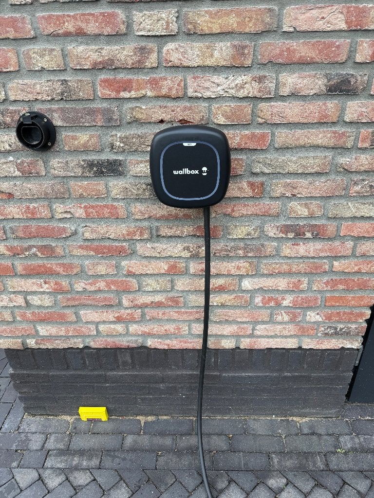 Wallbox Pulsar Max - 22Kwh - vaste kabel 5M - Garantie, Auto diversen, Ophalen of Verzenden, Zo goed als nieuw, Laadpaal