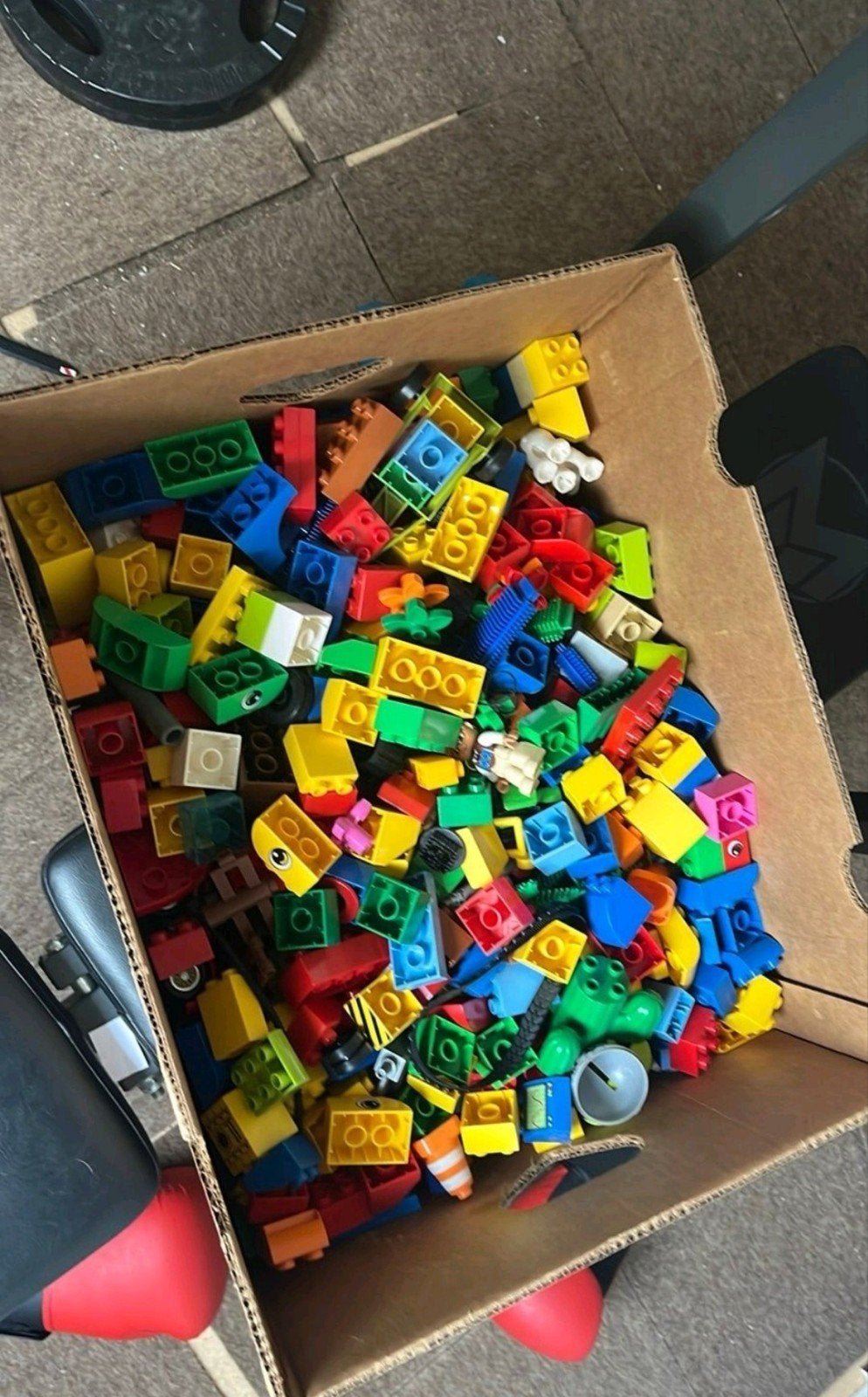 8 bananendozen vol met LEGO en boeken!!, Gebruikt, Lego, Ophalen of Verzenden, Losse stenen